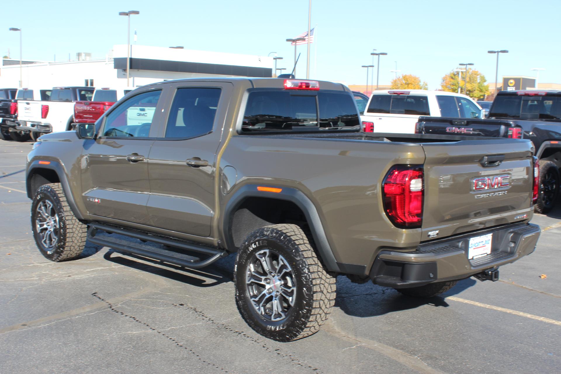 2024 GMC Canyon Vehicle Photo in AURORA, CO 80012-4011