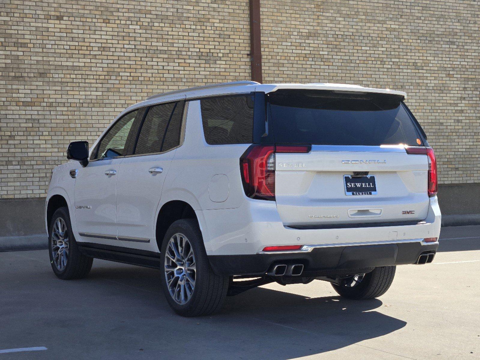 2025 GMC Yukon Vehicle Photo in DALLAS, TX 75209-3016