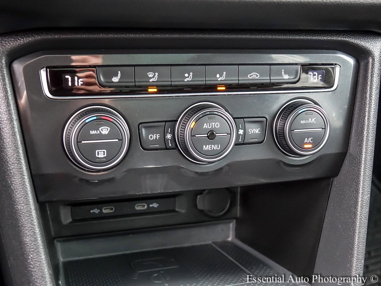 2021 Volkswagen Tiguan Vehicle Photo in Saint Charles, IL 60174