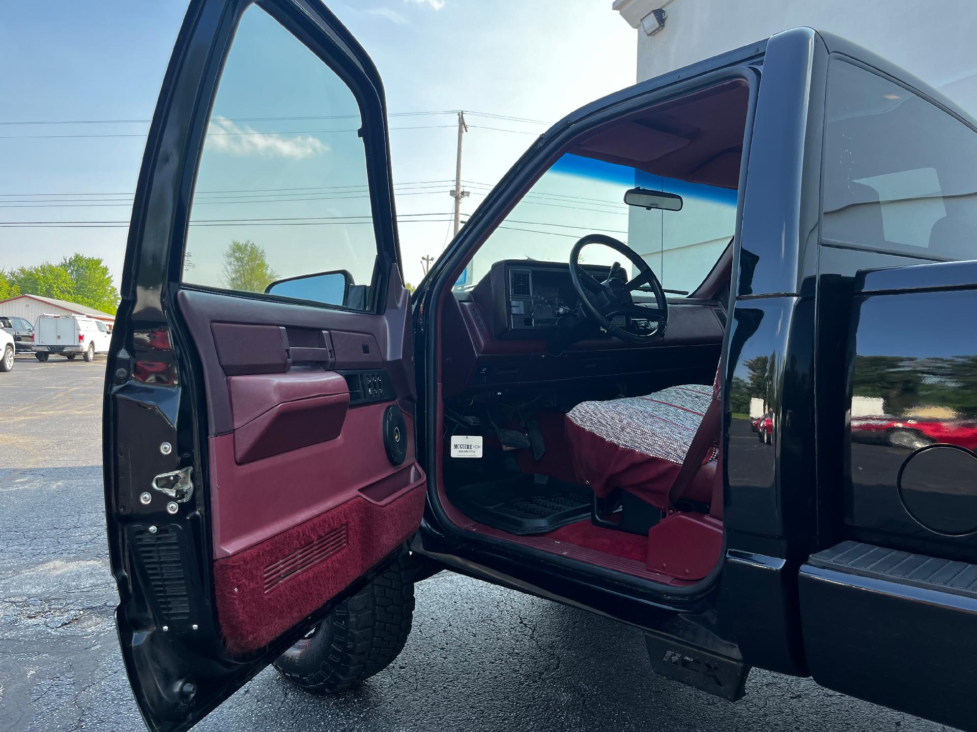 1988 Chevrolet 1/2 Ton Pickups Vehicle Photo in CLARE, MI 48617-9414