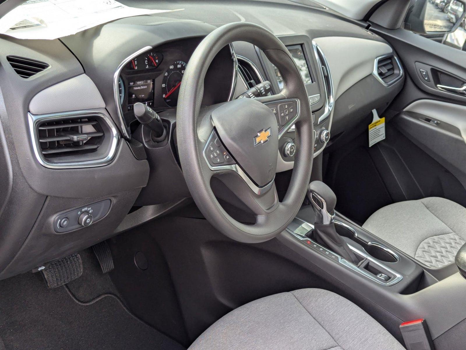 2024 Chevrolet Equinox Vehicle Photo in GREENACRES, FL 33463-3207