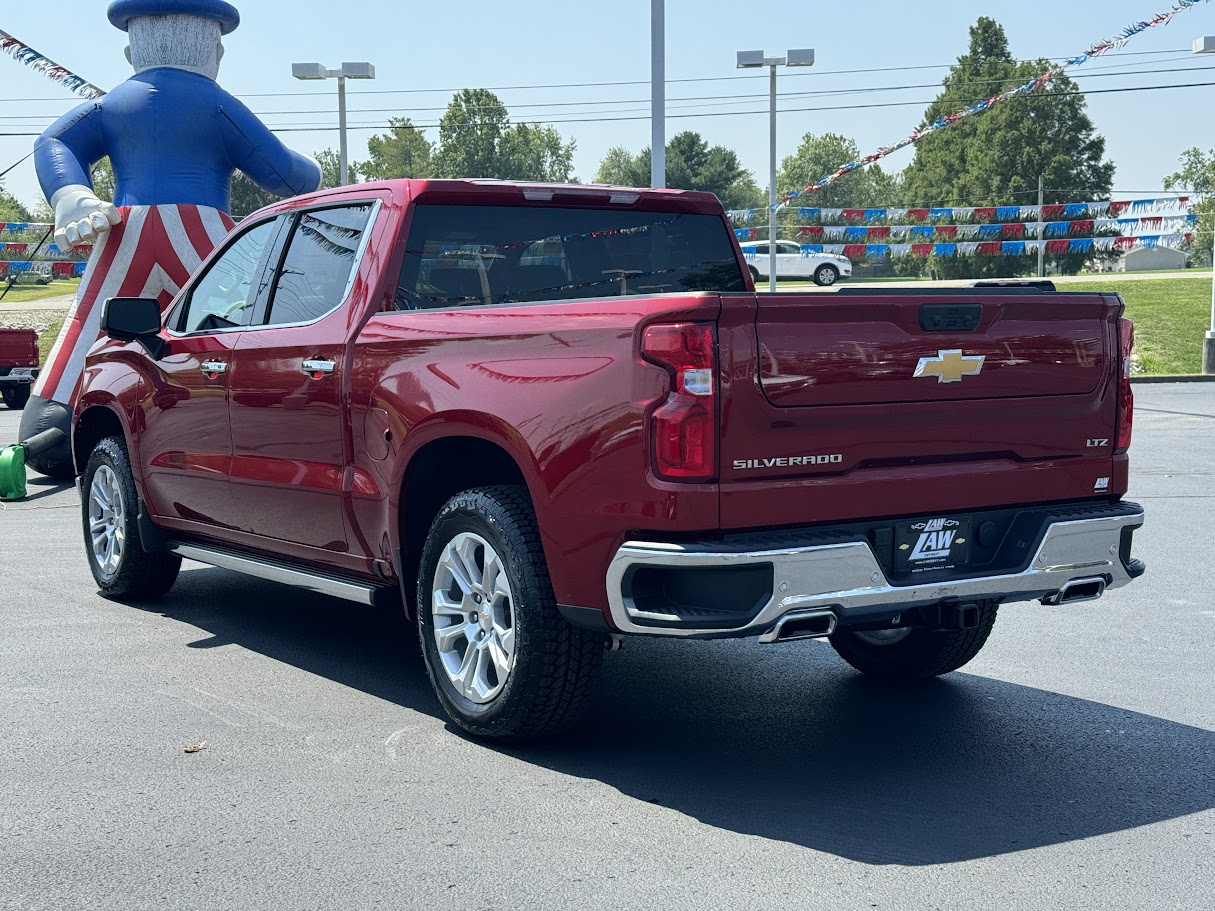 2024 Chevrolet Silverado 1500 Vehicle Photo in BOONVILLE, IN 47601-9633