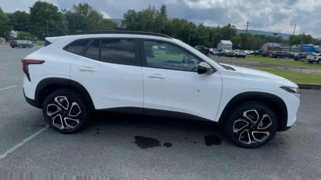 2025 Chevrolet Trax Vehicle Photo in THOMPSONTOWN, PA 17094-9014