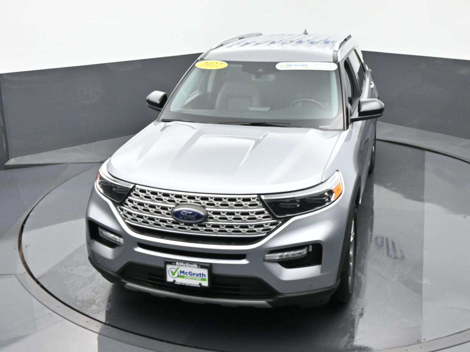 2022 Ford Explorer Vehicle Photo in Marion, IA 52302