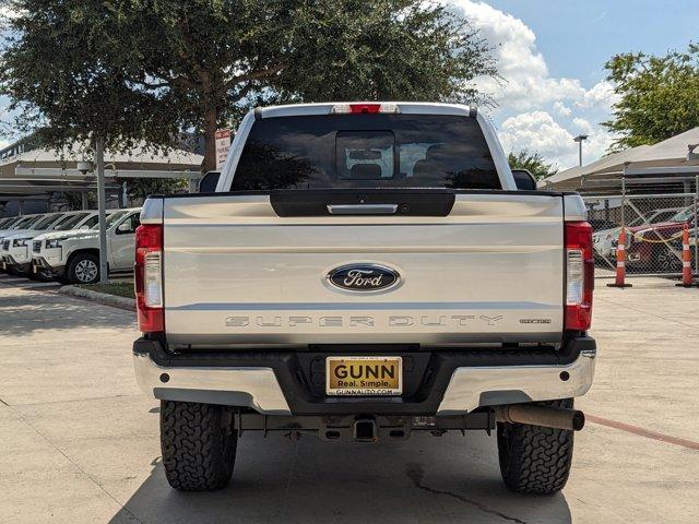 2017 Ford Super Duty F-250 SRW Vehicle Photo in San Antonio, TX 78209