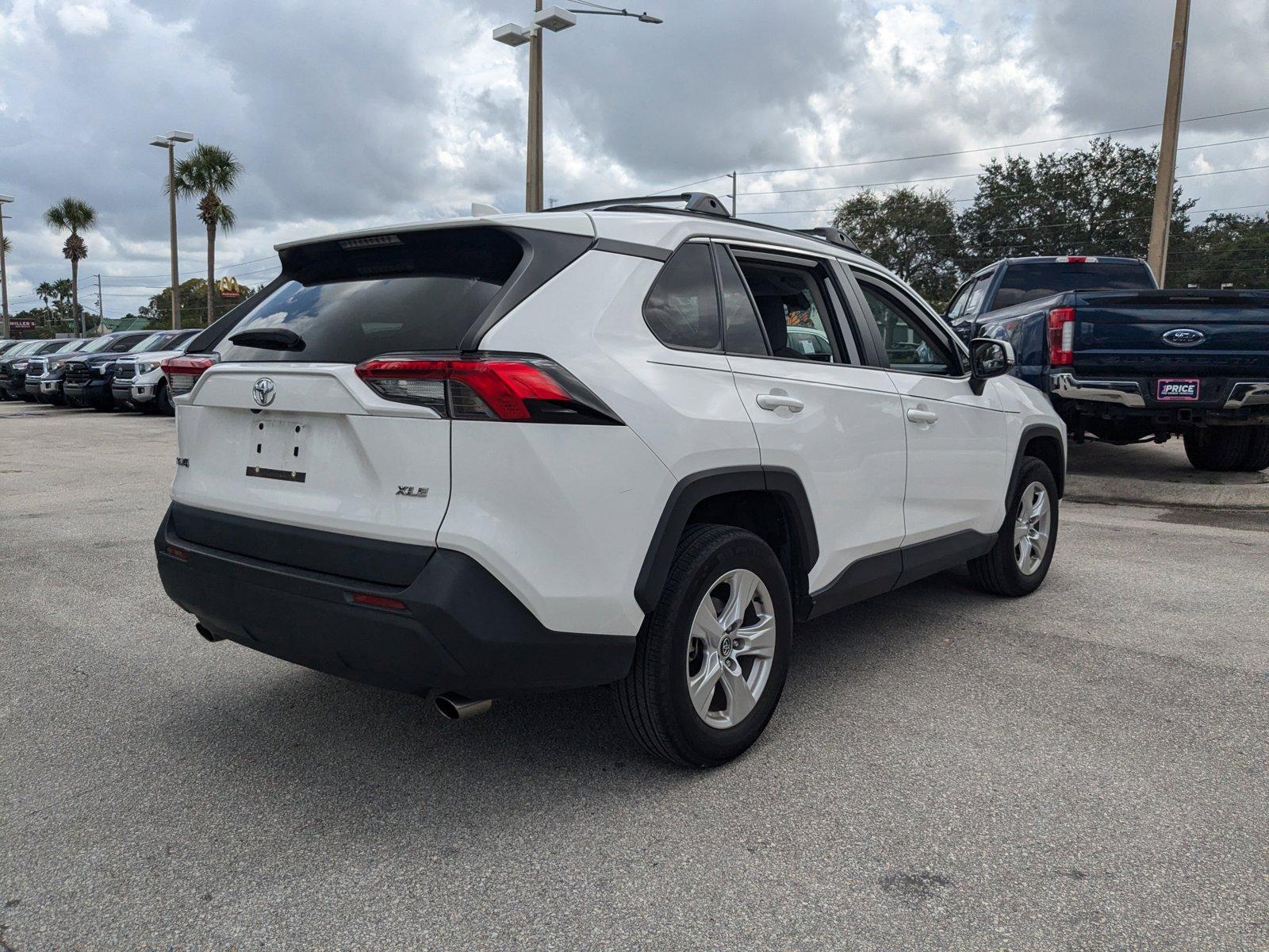 2020 Toyota RAV4 Vehicle Photo in Winter Park, FL 32792