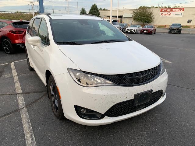 2020 Chrysler Pacifica Vehicle Photo in APPLETON, WI 54914-4656