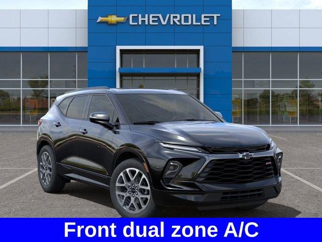 2025 Chevrolet Blazer Vehicle Photo in BROCKTON, MA 02301-7113