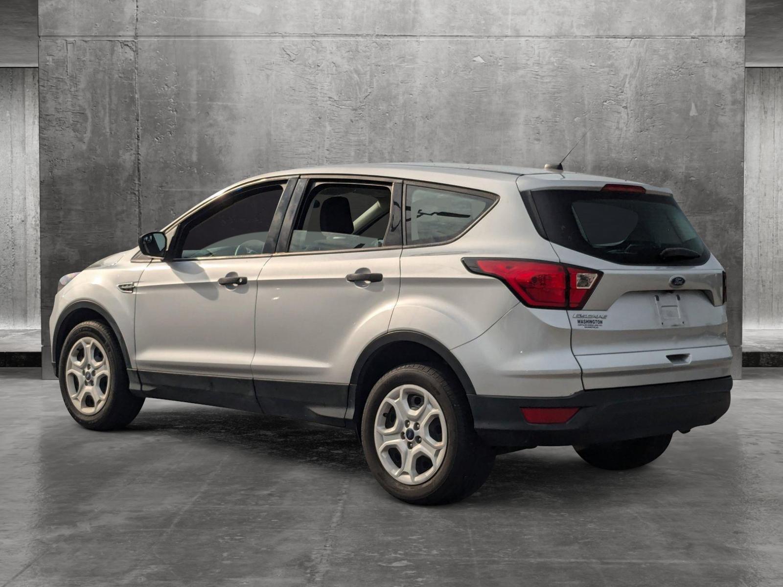 2019 Ford Escape Vehicle Photo in St. Petersburg, FL 33713