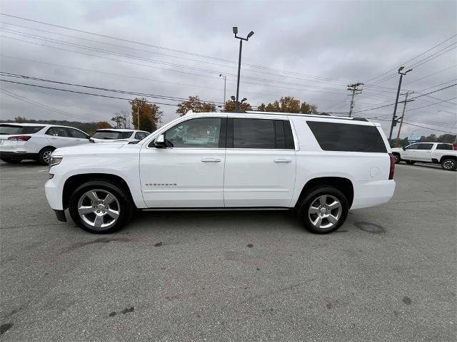 2020 Chevrolet Suburban Vehicle Photo in ALCOA, TN 37701-3235