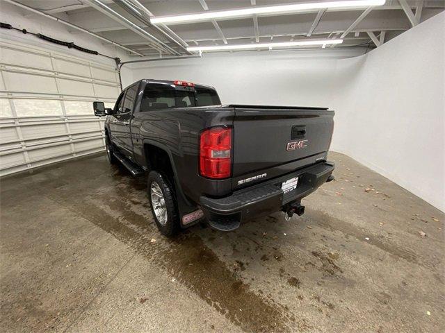 2015 GMC Sierra 2500HD available WiFi Vehicle Photo in PORTLAND, OR 97225-3518