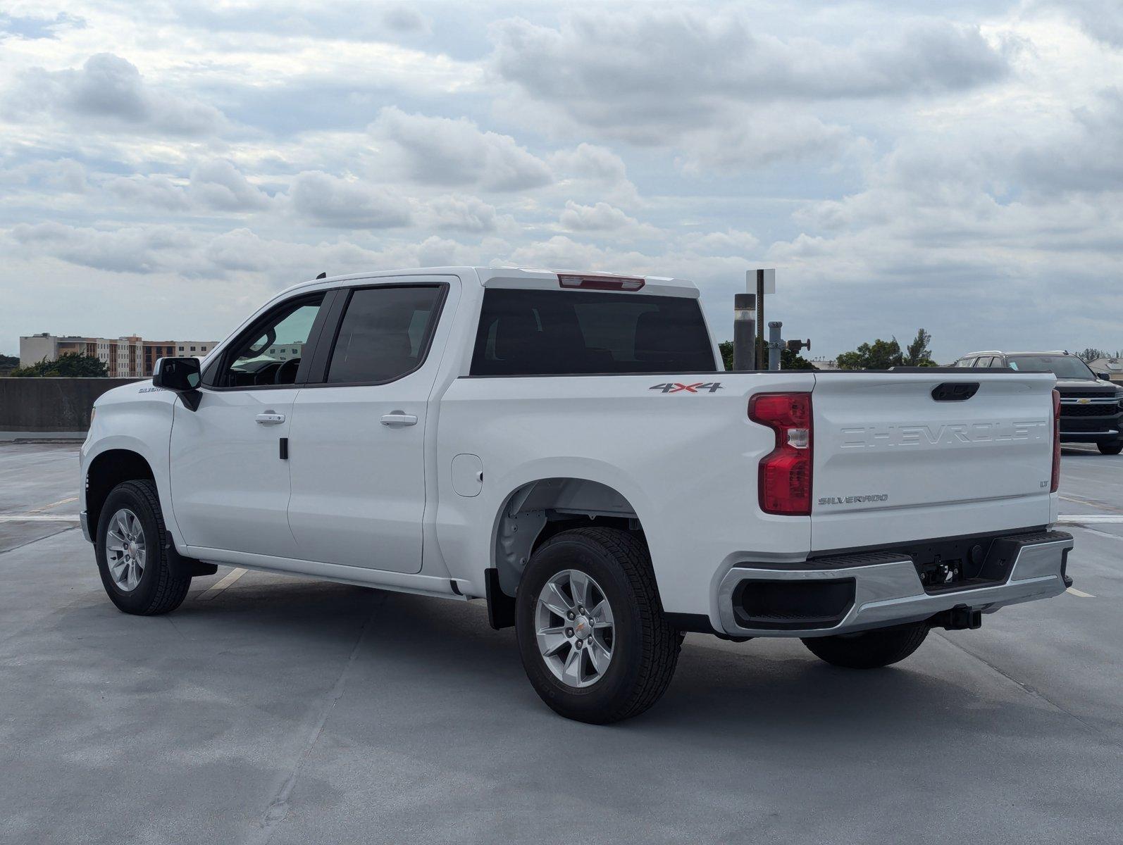 2025 Chevrolet Silverado 1500 Vehicle Photo in PEMBROKE PINES, FL 33024-6534