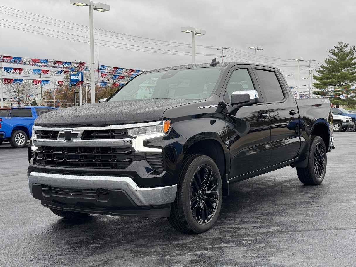 2025 Chevrolet Silverado 1500 Vehicle Photo in BOONVILLE, IN 47601-9633