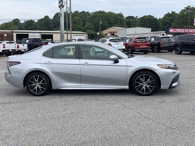 Used 2022 Toyota Camry SE with VIN 4T1G11AK6NU662405 for sale in Gainesville, GA