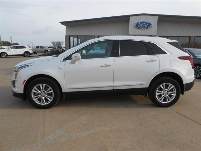 Used 2020 Cadillac XT5 Luxury with VIN 1GYKNBR43LZ220044 for sale in Tyndall, SD