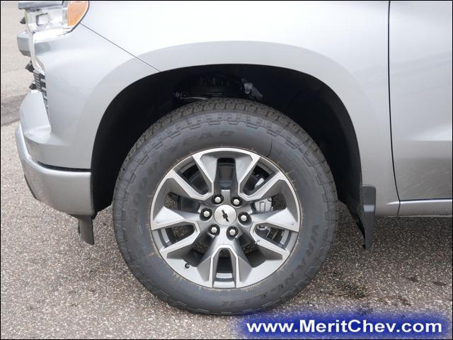 2024 Chevrolet Silverado 1500 Vehicle Photo in MAPLEWOOD, MN 55119-4794