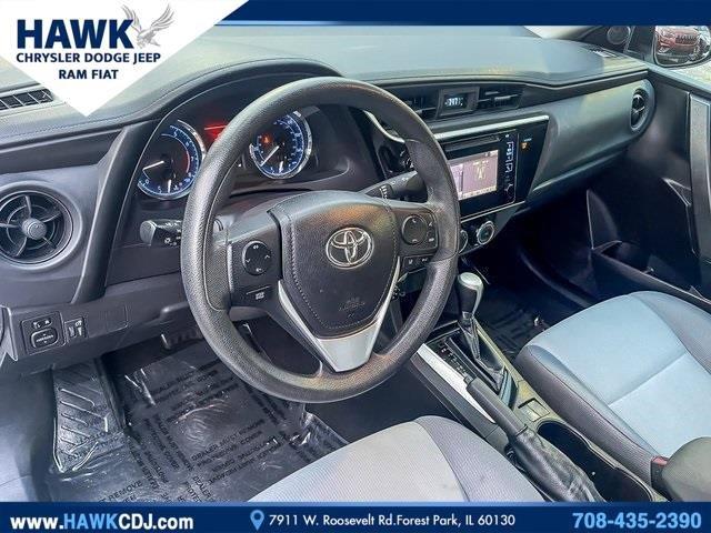 2019 Toyota Corolla Vehicle Photo in Plainfield, IL 60586