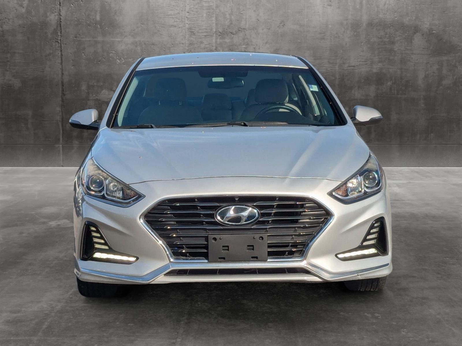 2018 Hyundai SONATA Vehicle Photo in St. Petersburg, FL 33713