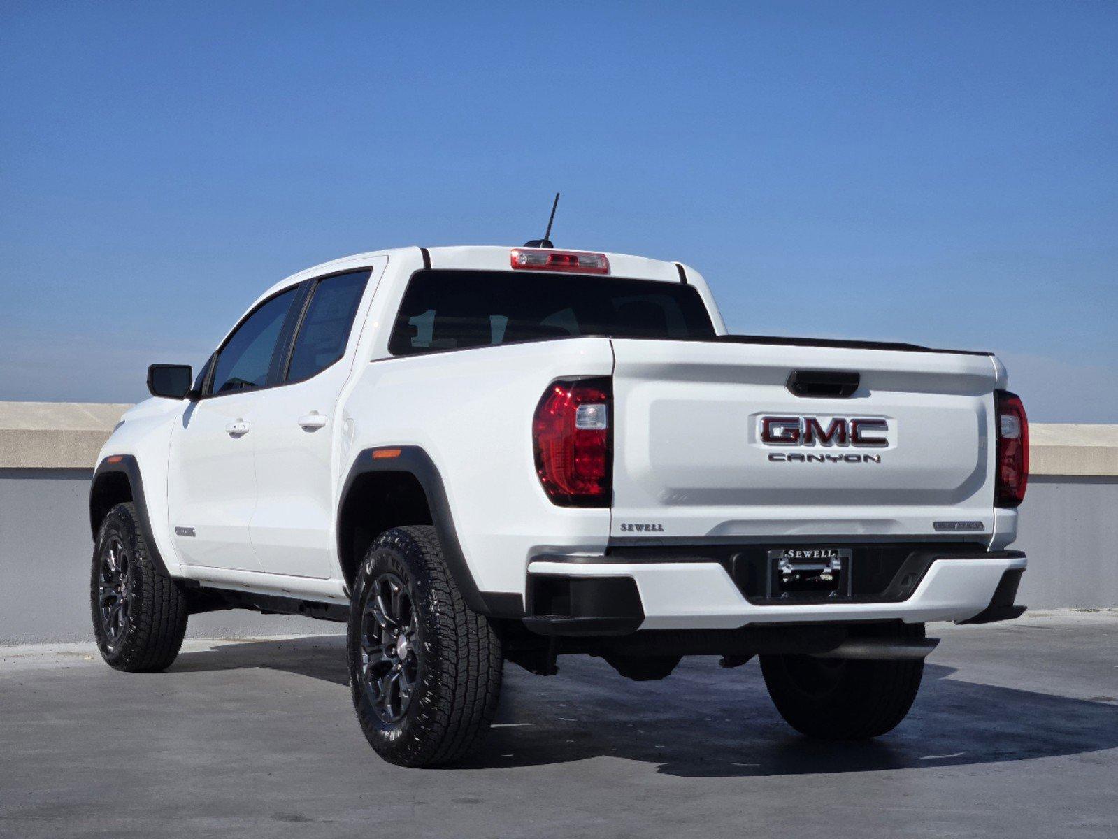 2024 GMC Canyon Vehicle Photo in DALLAS, TX 75209-3016