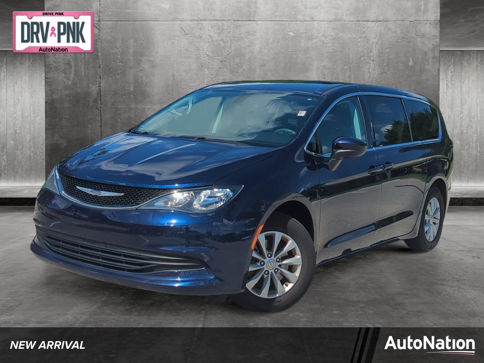 2017 Chrysler Pacifica Vehicle Photo in Ft. Myers, FL 33907