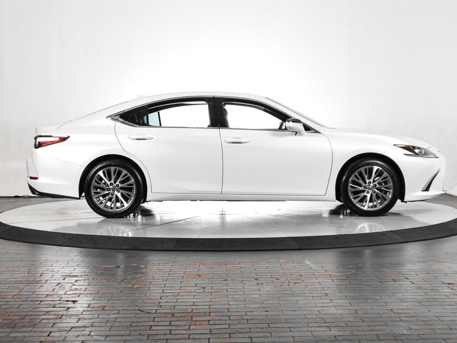 2021 Lexus ES 350 Vehicle Photo in DALLAS, TX 75235