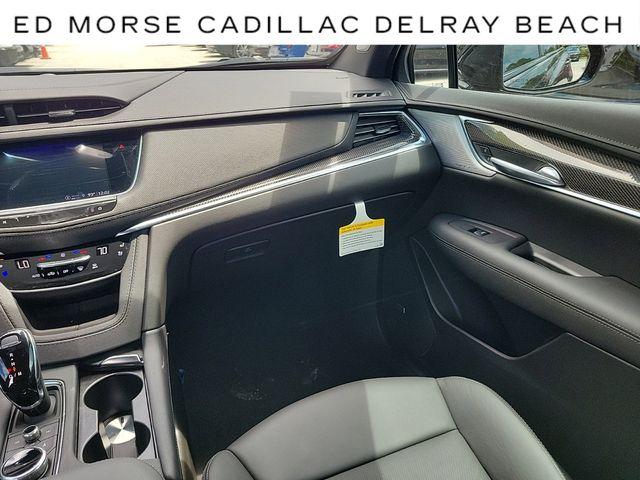 2024 Cadillac XT5 Vehicle Photo in DELRAY BEACH, FL 33483-3294