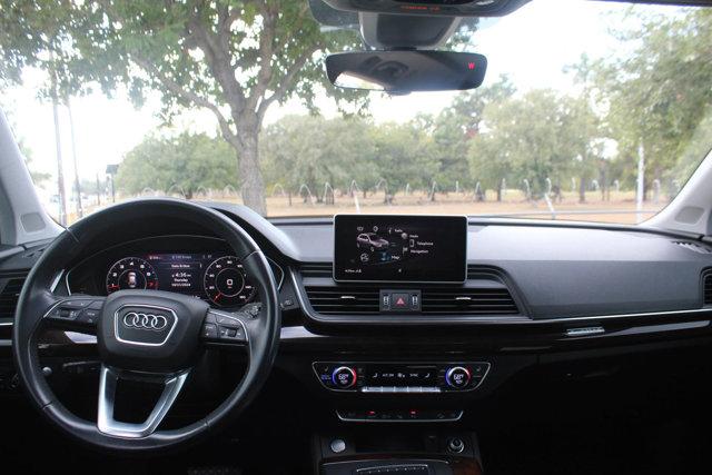 2020 Audi Q5 Vehicle Photo in HOUSTON, TX 77090