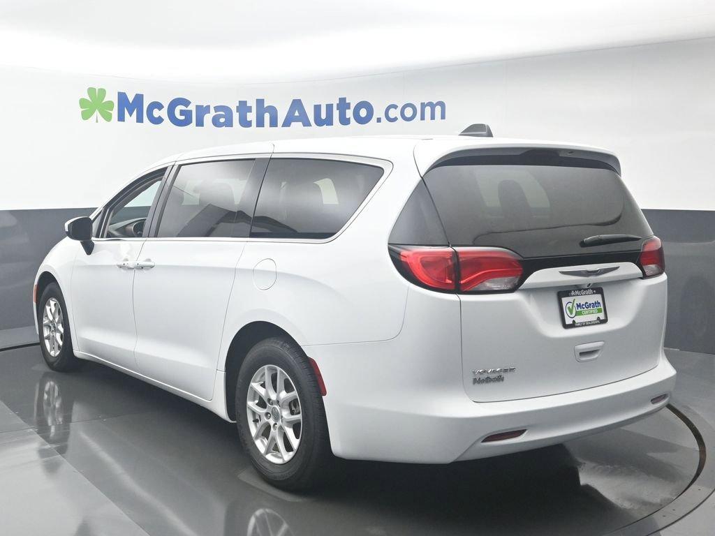 2022 Chrysler Voyager Vehicle Photo in Cedar Rapids, IA 52402