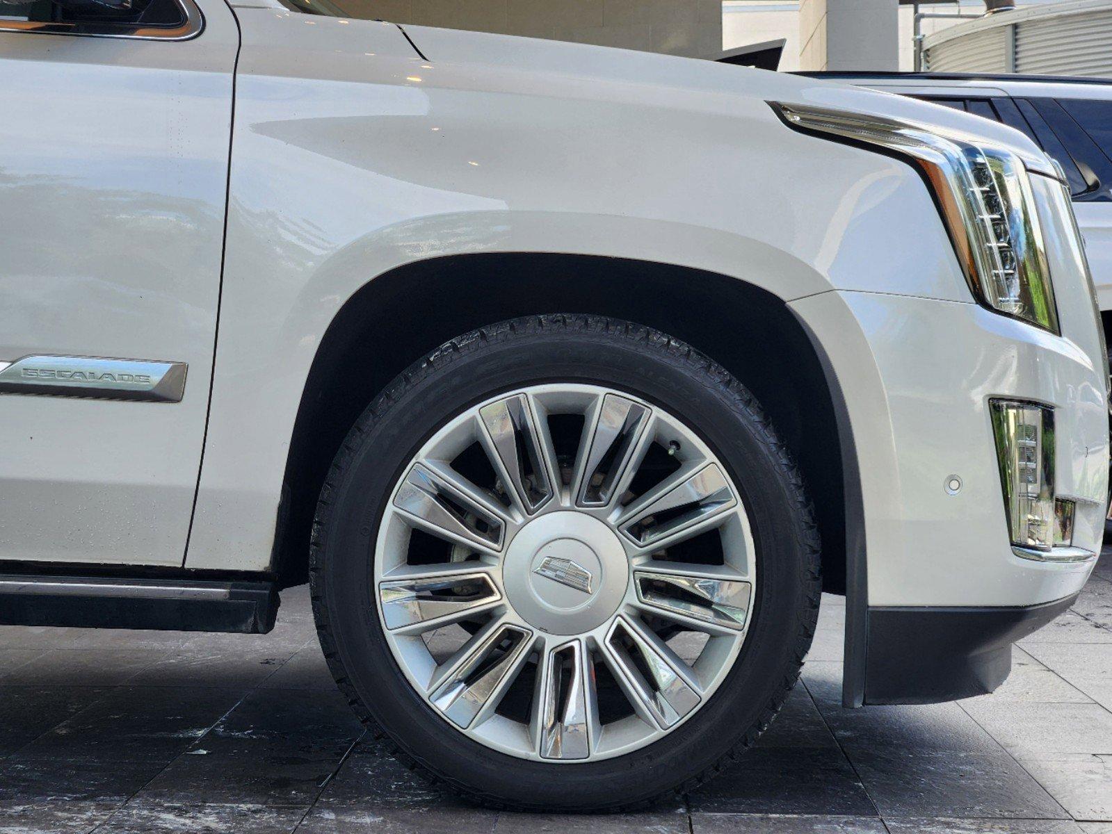 2018 Cadillac Escalade ESV Vehicle Photo in HOUSTON, TX 77079-1502