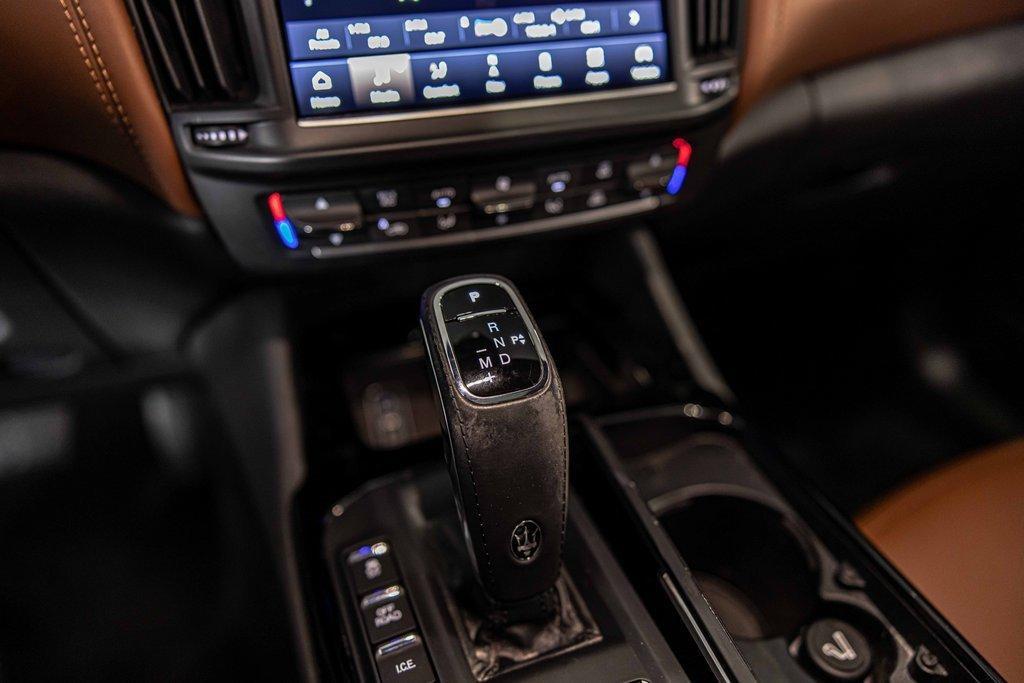 2022 Maserati Levante Vehicle Photo in Saint Charles, IL 60174