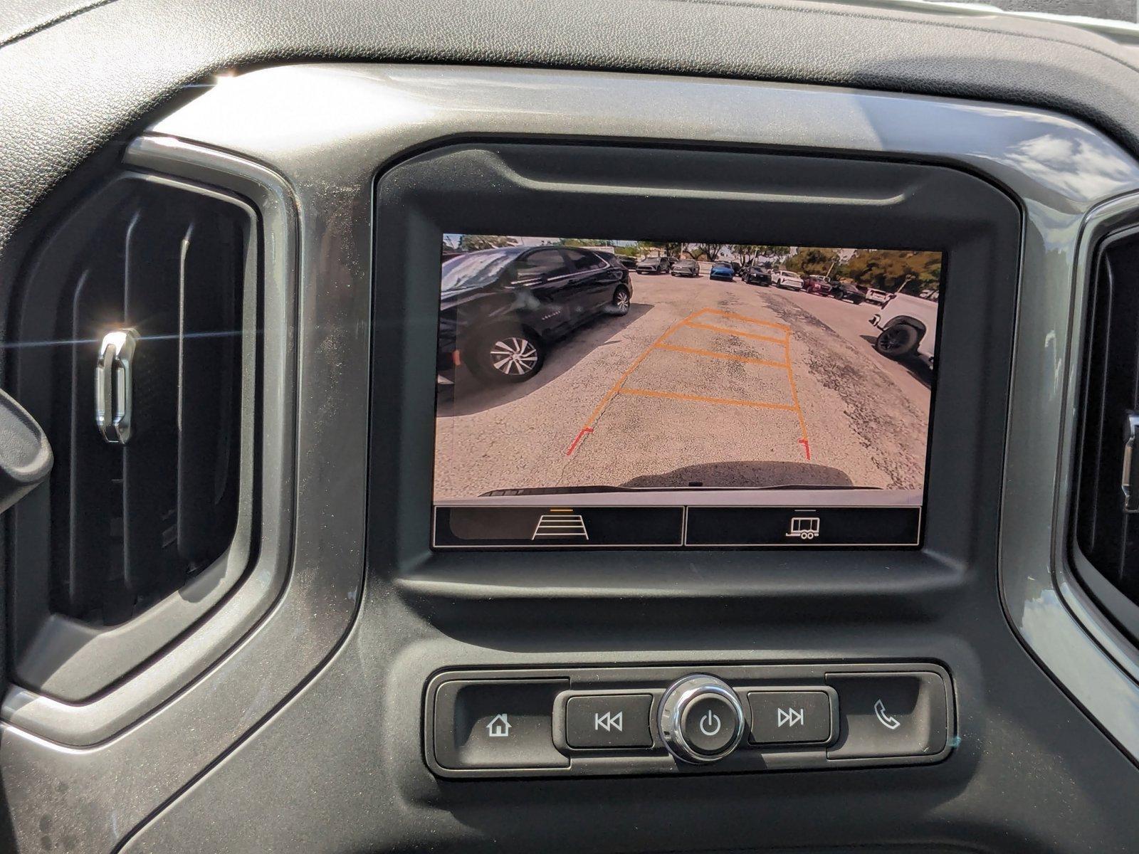 2024 Chevrolet Silverado 1500 Vehicle Photo in MIAMI, FL 33134-2699