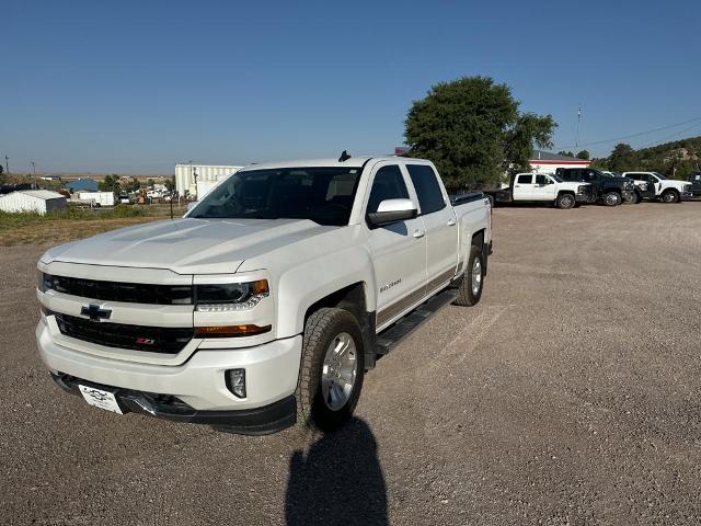 Used 2016 Chevrolet Silverado 1500 LT with VIN 3GCUKREC5GG276375 for sale in Newcastle, WY