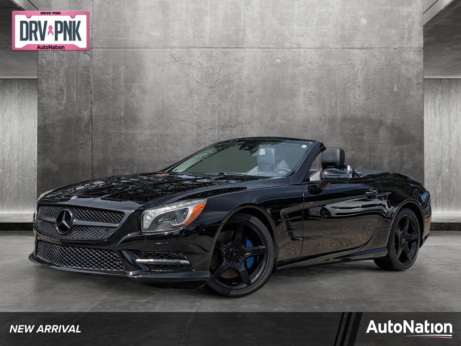 2014 Mercedes-Benz SL-Class Vehicle Photo in GREENACRES, FL 33463-3207