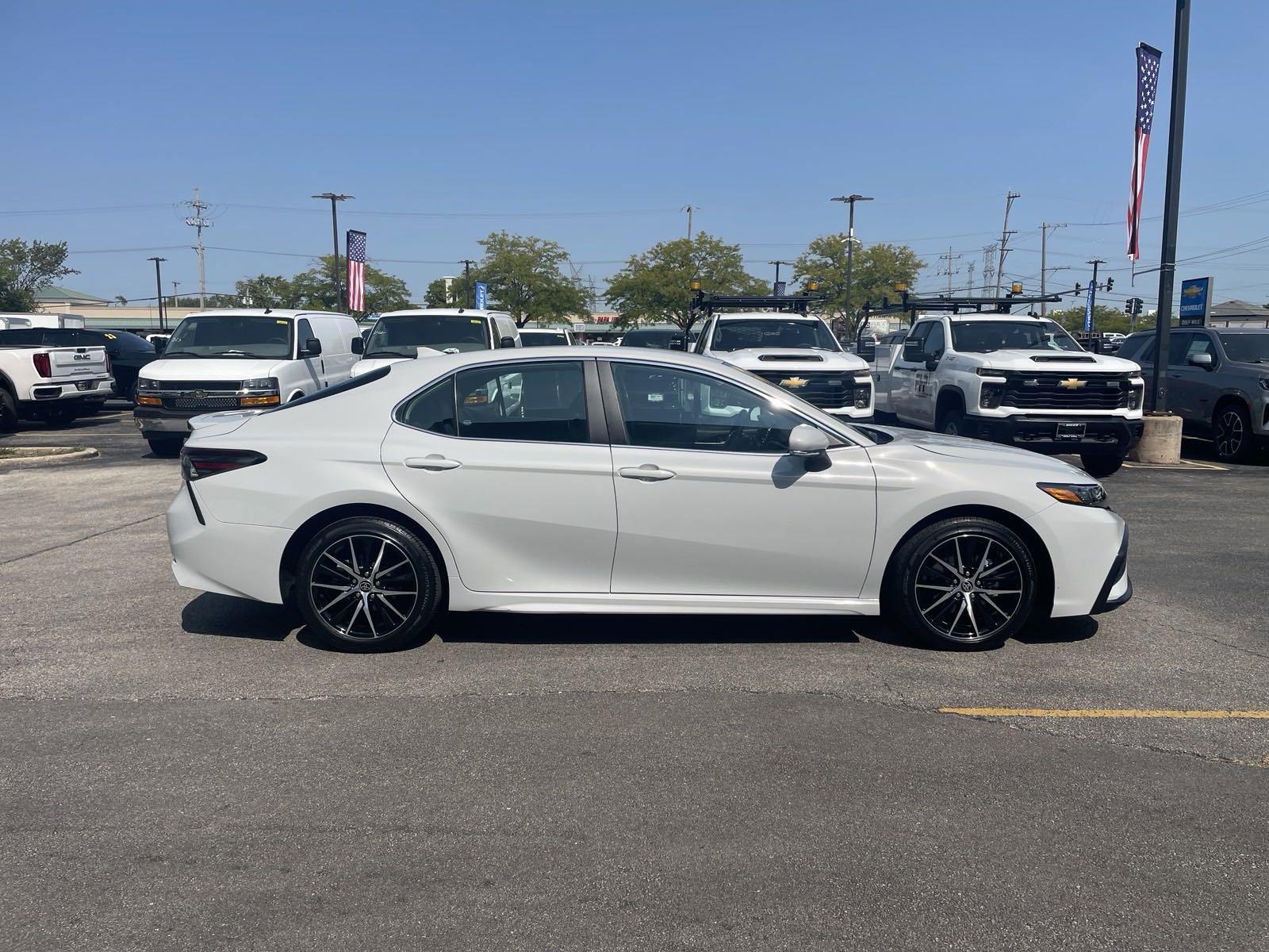 2023 Toyota Camry Vehicle Photo in Plainfield, IL 60586