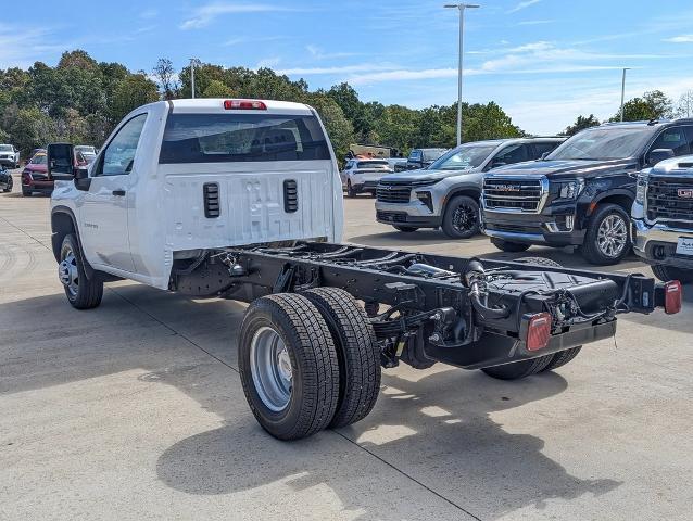 2025 Chevrolet Silverado 3500 HD Chassis Cab Vehicle Photo in POMEROY, OH 45769-1023