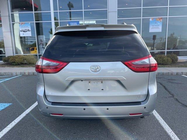 2020 Toyota Sienna Vehicle Photo in Flemington, NJ 08822