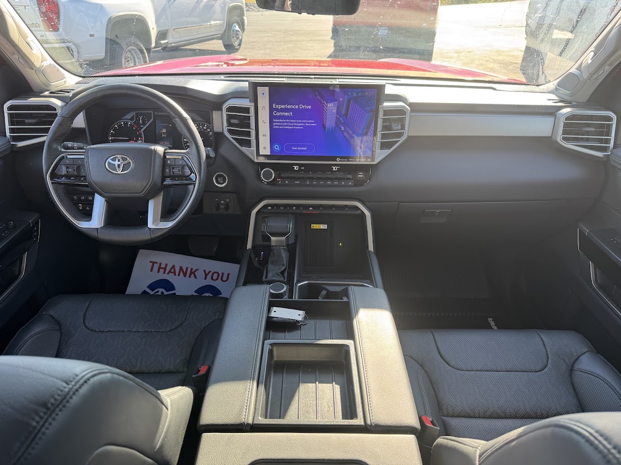 2022 Toyota Tundra 4WD Vehicle Photo in BOONVILLE, IN 47601-9633