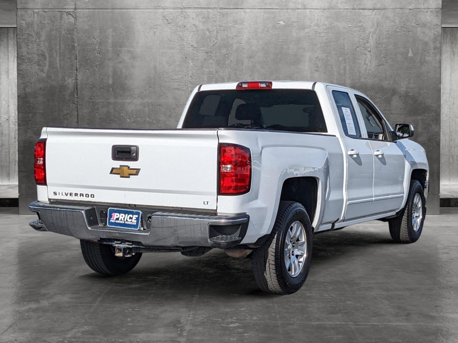 2018 Chevrolet Silverado 1500 Vehicle Photo in VALENCIA, CA 91355-1705