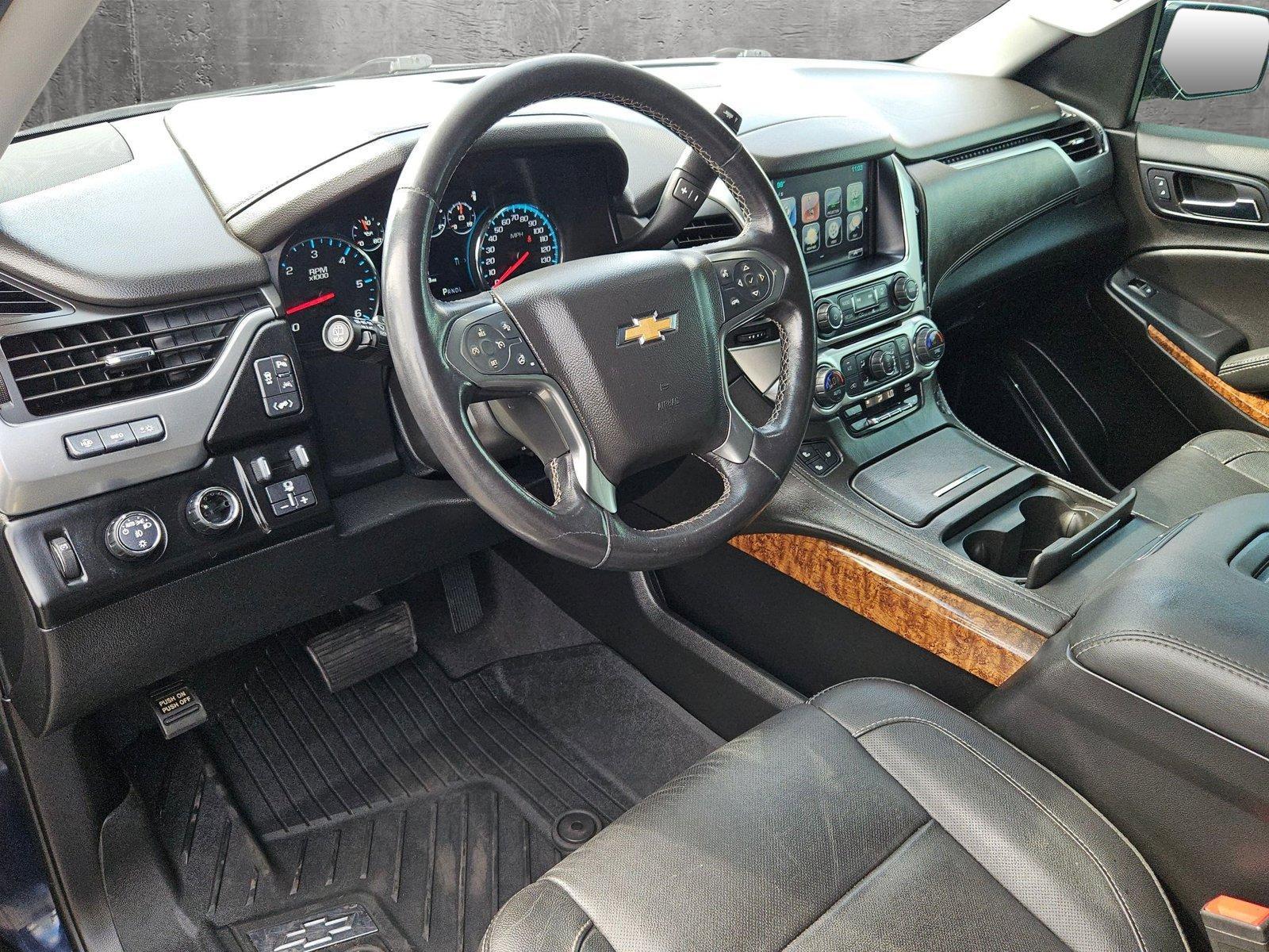 2020 Chevrolet Suburban Vehicle Photo in GILBERT, AZ 85297-0446