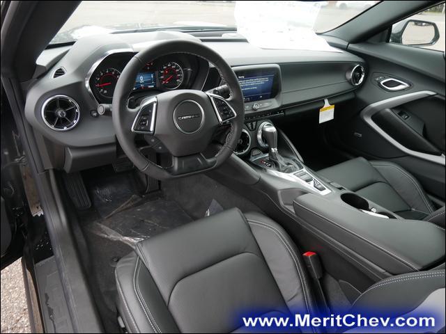 2024 Chevrolet Camaro Vehicle Photo in MAPLEWOOD, MN 55119-4794