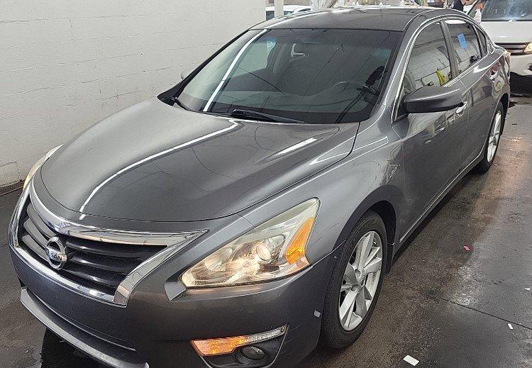 2015 Nissan Altima Vehicle Photo in Marion, IA 52302