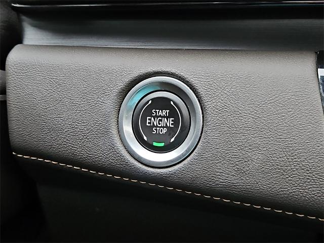 2022 Cadillac Escalade ESV Vehicle Photo in EASTLAND, TX 76448-3020