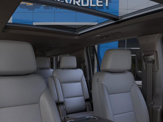 2024 Chevrolet Suburban Vehicle Photo in PEORIA, AZ 85382-3715