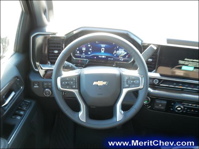 2025 Chevrolet Silverado 2500 HD Vehicle Photo in MAPLEWOOD, MN 55119-4794