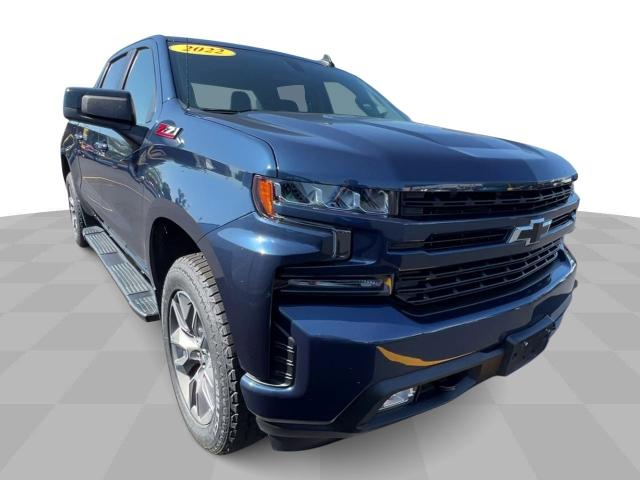 2022 Chevrolet Silverado 1500 LTD Vehicle Photo in MASSENA, NY 13662-2255