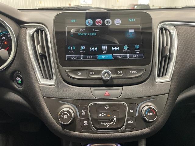 2017 Chevrolet Malibu Vehicle Photo in GLENWOOD, MN 56334-1123