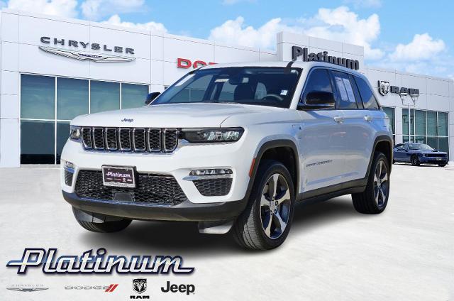 2023 Jeep Grand Cherokee 4xe Vehicle Photo in Terrell, TX 75160