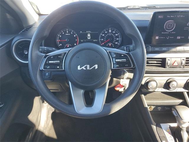 2022 Kia Forte Vehicle Photo in GRAND BLANC, MI 48439-8139