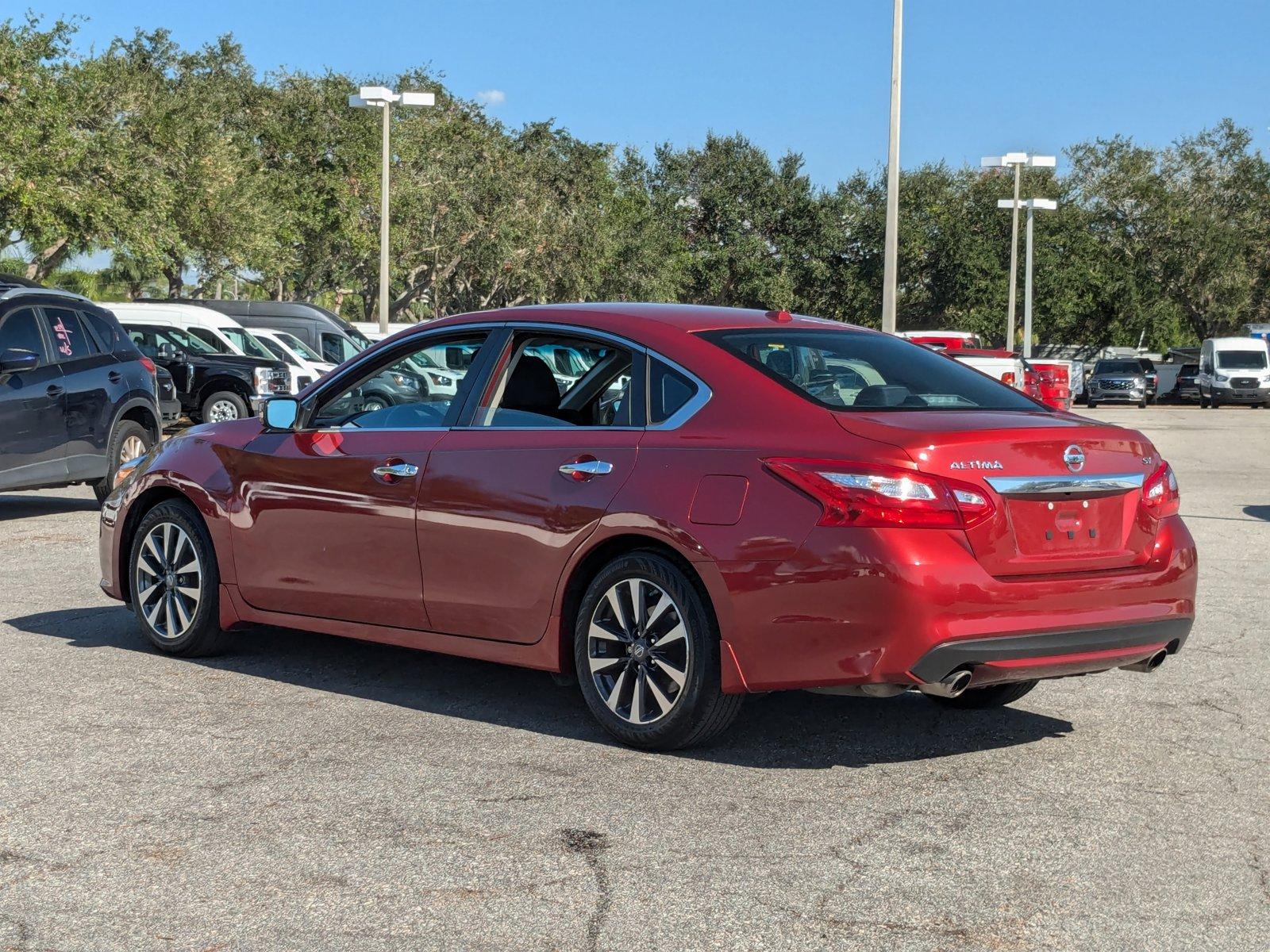 2016 Nissan Altima Vehicle Photo in St. Petersburg, FL 33713