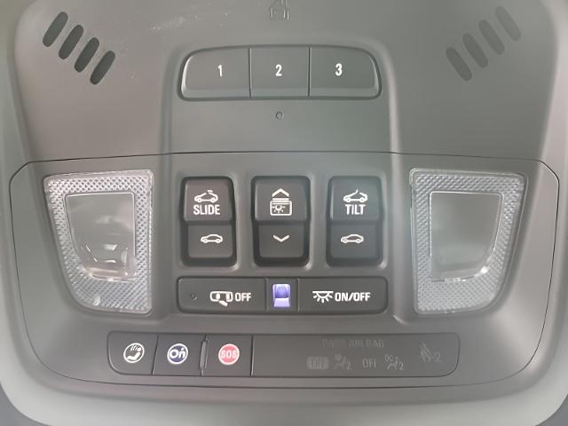 2023 Chevrolet Traverse Vehicle Photo in NEENAH, WI 54956-2243